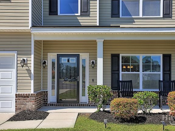 4th image of 135 Greystone Drive