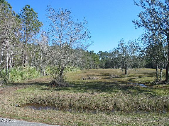 2nd image of 10056 Bayou Dr