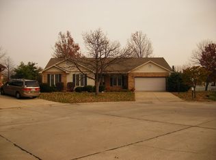 921 Whippoorwill Way, Edwardsville, IL 62025