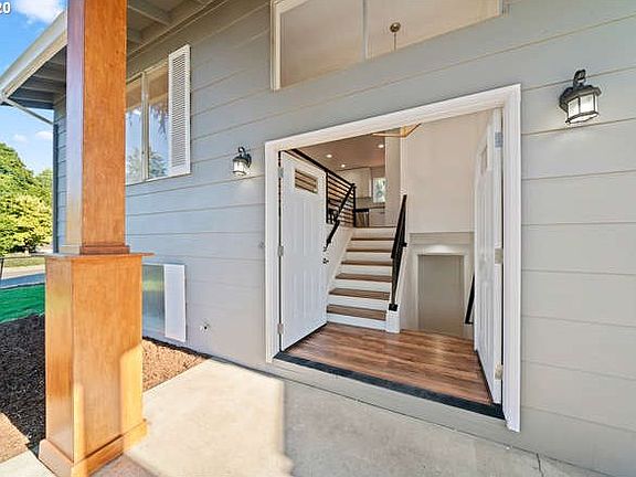 4th image of 6536 SE Plum Dr