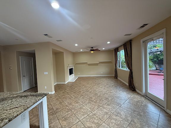 5th image of 17234 Ralphs Ranch Rd