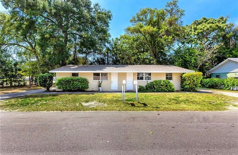 1st image of 4610 Sunnydale Ln N #4610