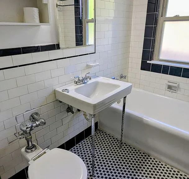 3214 Berkshire Rd — Photo 11