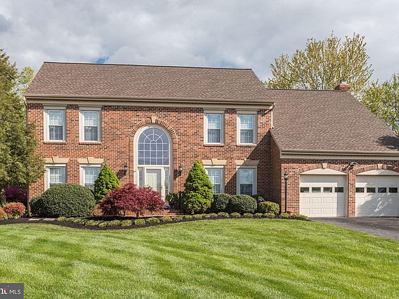 2nd image of 14808 Windrift Ct