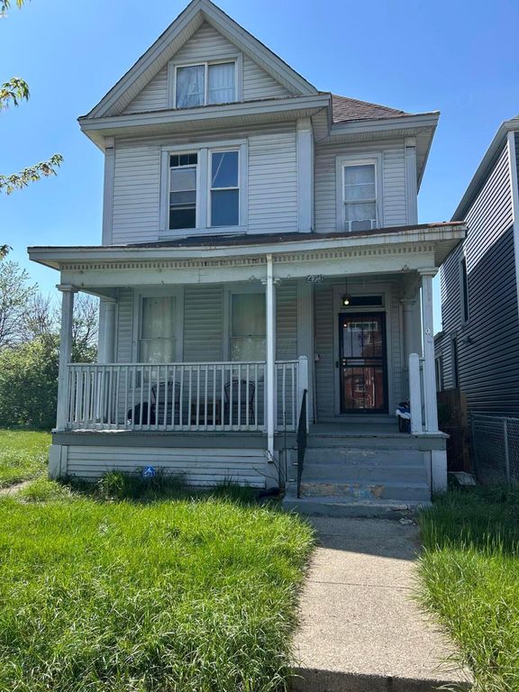 Real estate listing image