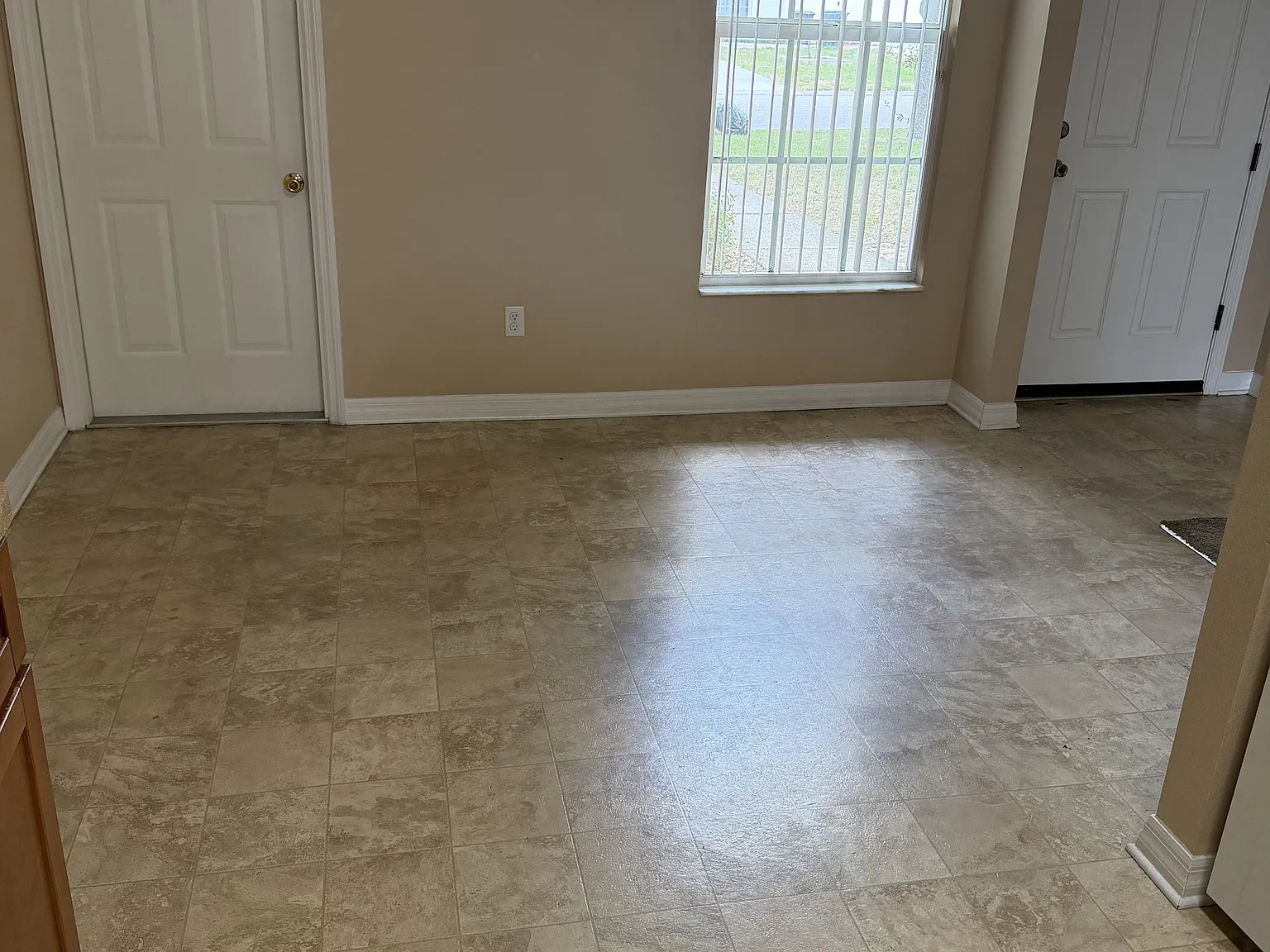 1211 Knollwood - Sunset Ridge — Photo 4