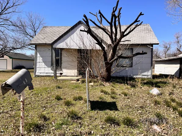 1406 N 12th St, Enid, OK 73701