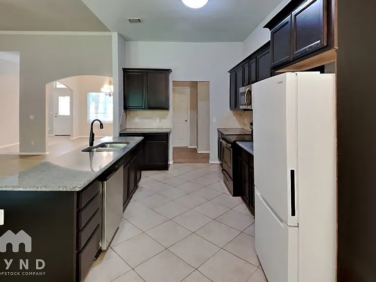 3317 Wood Valley Rd — Photo 7