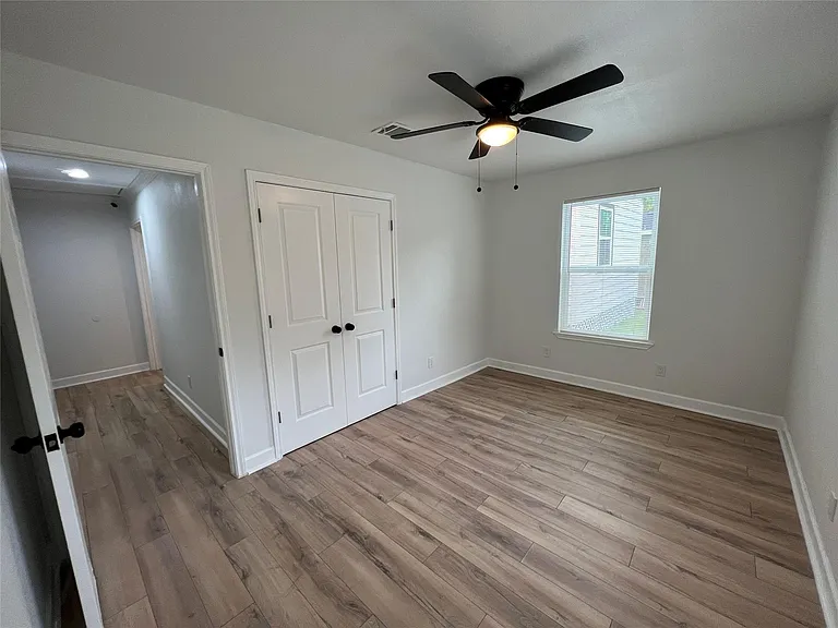 7125 Conley St — Photo 10