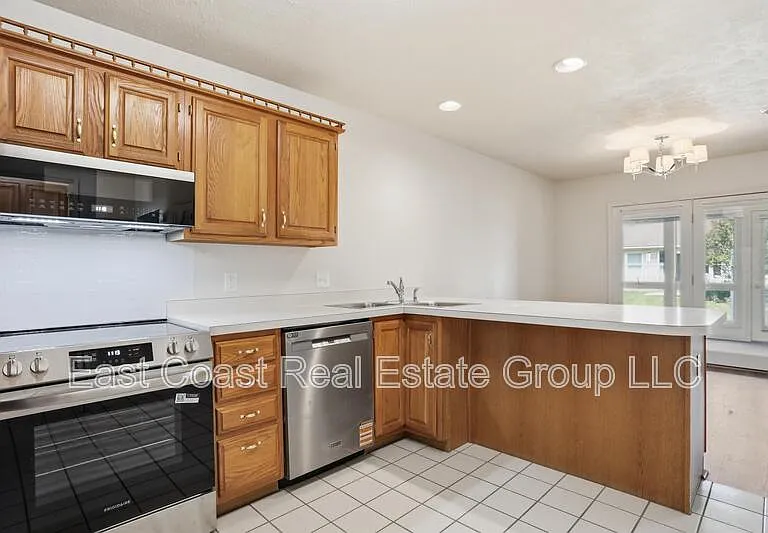 23 Sanibel Ln — Photo 6