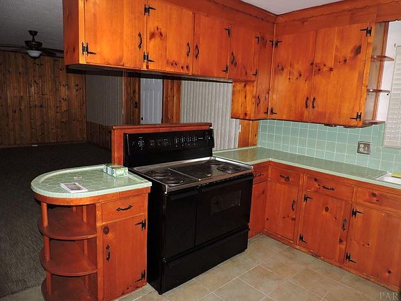 4th image of 1213 Barcia Dr