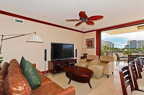 3rd image of 92-102 Waialii Pl APT 405
