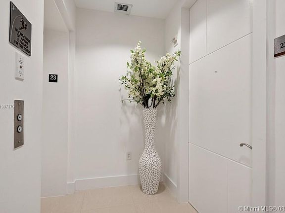 Private Elevator foyer