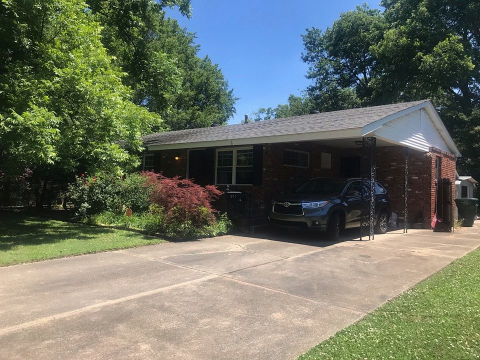 1st image of 1016 Normandy Ln
