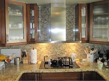 5th image of 140 Jefferson Ave APT 14008