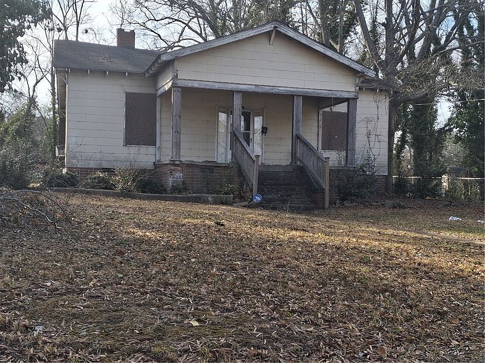 1st image of 1004 S Fant St