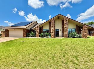 617 SW 104th Pl, Oklahoma City, OK 73139