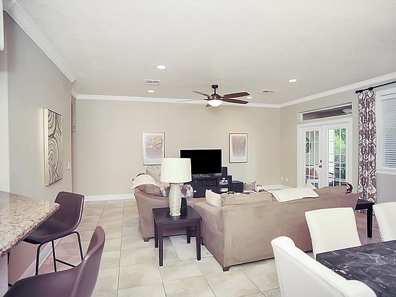 2nd image of 1400 Isabella Dr Unit 104