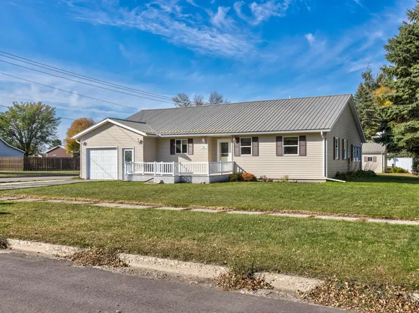 137 Maple St, Tyler, MN 56178