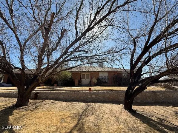 5712 Oak Cliff Dr, El Paso, TX 79912