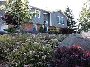 49 Jones Dr, Highland Mills, NY 10930