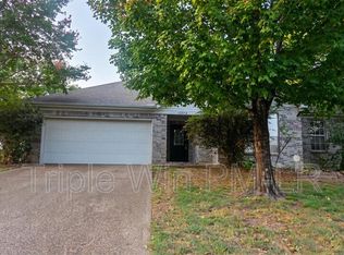 12512 Woodbury Dr, Little Rock, AR 72211