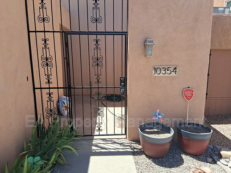 10354 Hendrix Rd NE — Photo 2