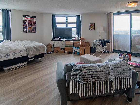 3rd image of 3660 N Lake Shore Dr APT 2312