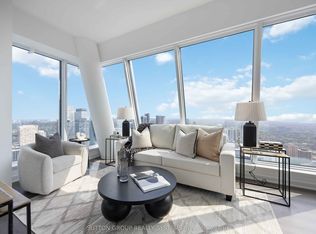 8 Wellesley, Toronto, ON M4Y 0J5