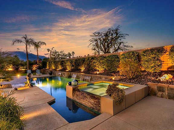 2nd image of 50 Toscana Way