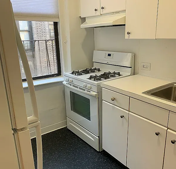 2586 Broadway #12M — Photo 5