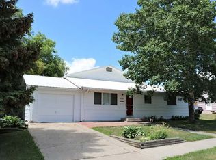 2106 N 5th St, Bismarck, ND 58501