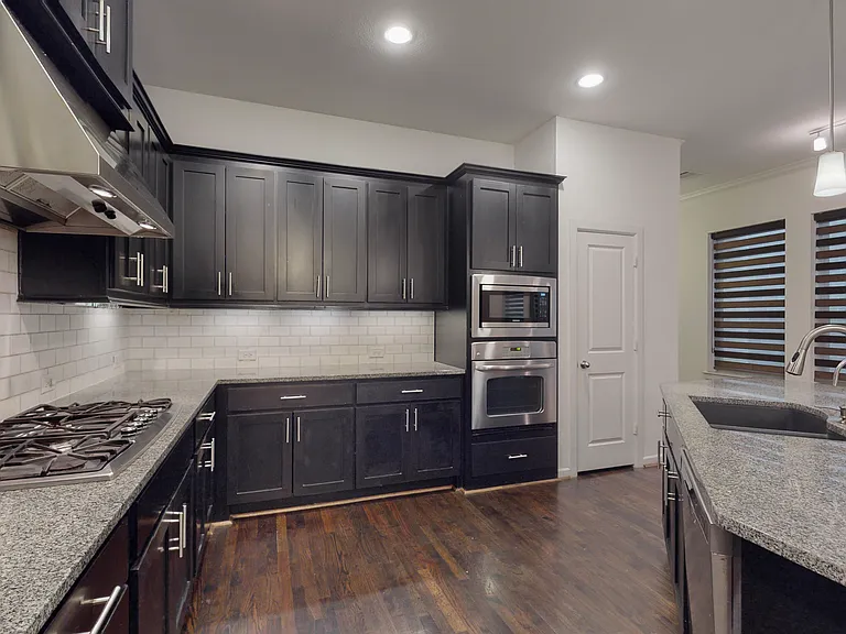 123 Palacio St — Photo 12