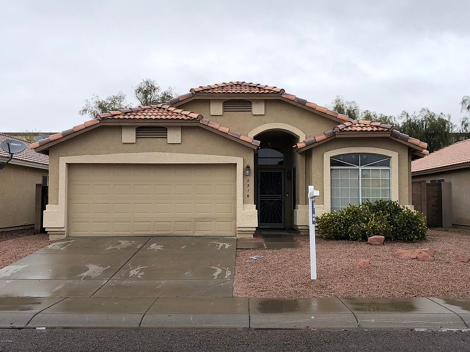 1st image of 2216 E Kelton Ln