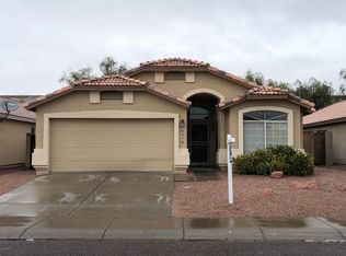 2216 E Kelton Ln, Phoenix, AZ 85022