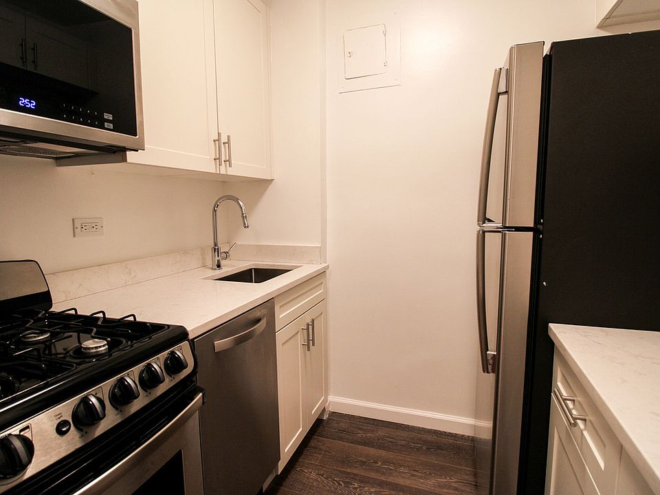 1st image of 320 E 58th St APT 6G