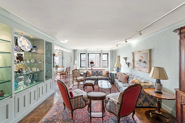 Sold by Compass | media 11