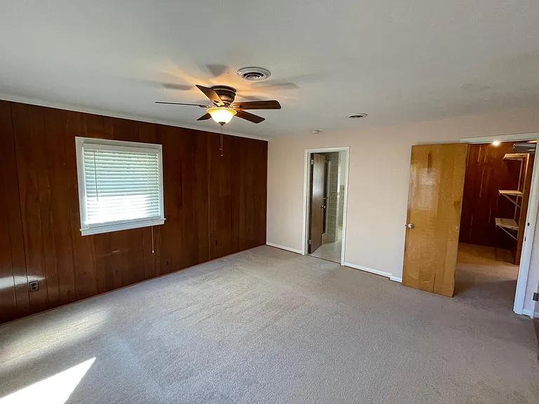 102 Caran Rd — Photo 33