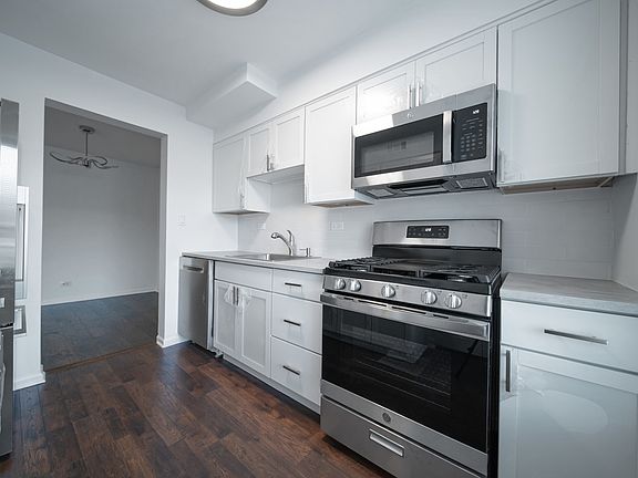 4th image of 245 S Park Ln Unit 104