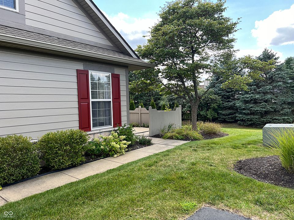 2nd image of 16614 Brownstone Ct