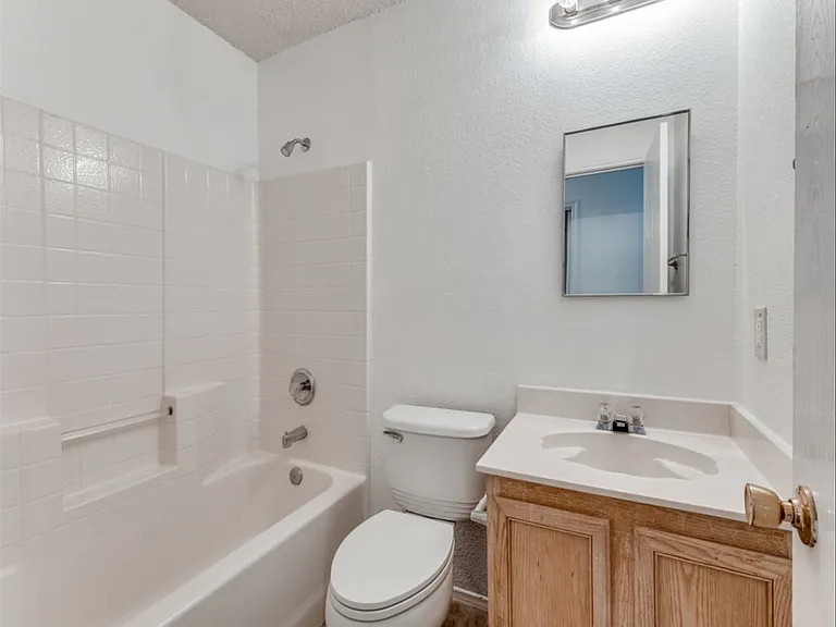 509 Keble Dr — Photo 11