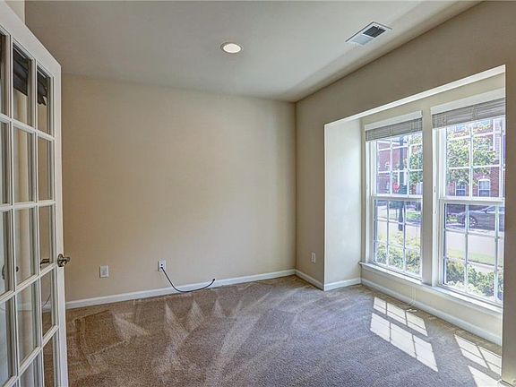 5th image of 2104 Liesfeld Pkwy Unit 2104
