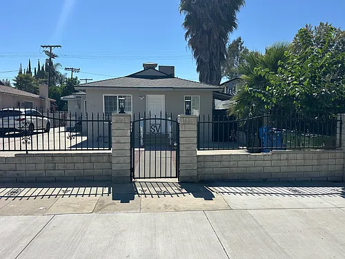 4847-4849 Topanga Canyon Blvd Photo 1