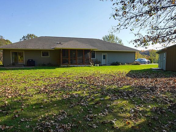 3rd image of W5136 Hale COURT