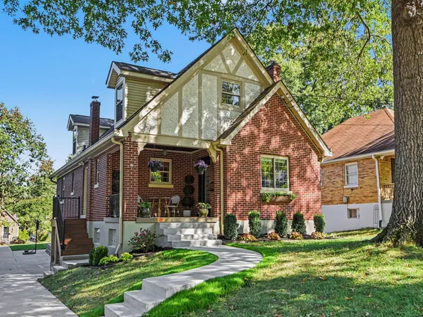 17 W Crittenden Ave, Fort Wright, KY 41011