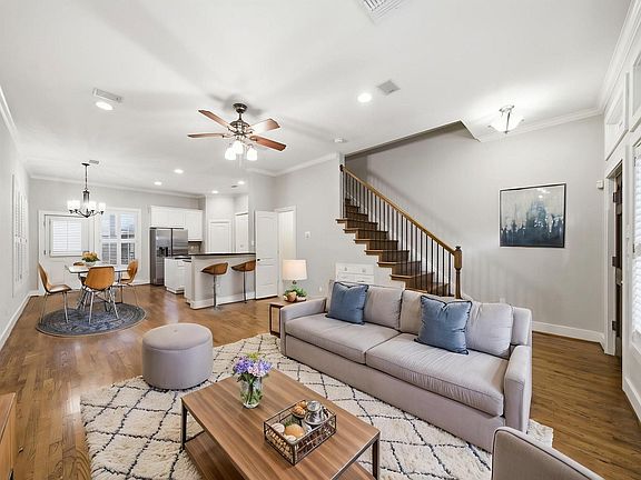 4th image of 1118 Edwards St
