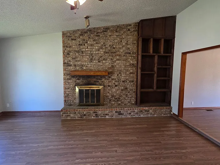 11812 Larkdale Dr — Photo 18