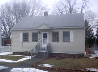 20 Lanark St, Worcester, MA 01603