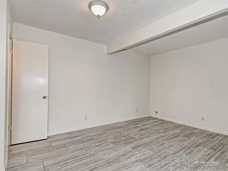 962 Loring St #2B — Photo 16