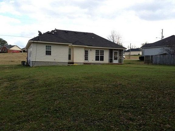5th image of 1023 Woodberry Dr